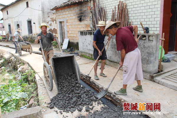 港口乡畈上村人口_上港集团港口图片(2)